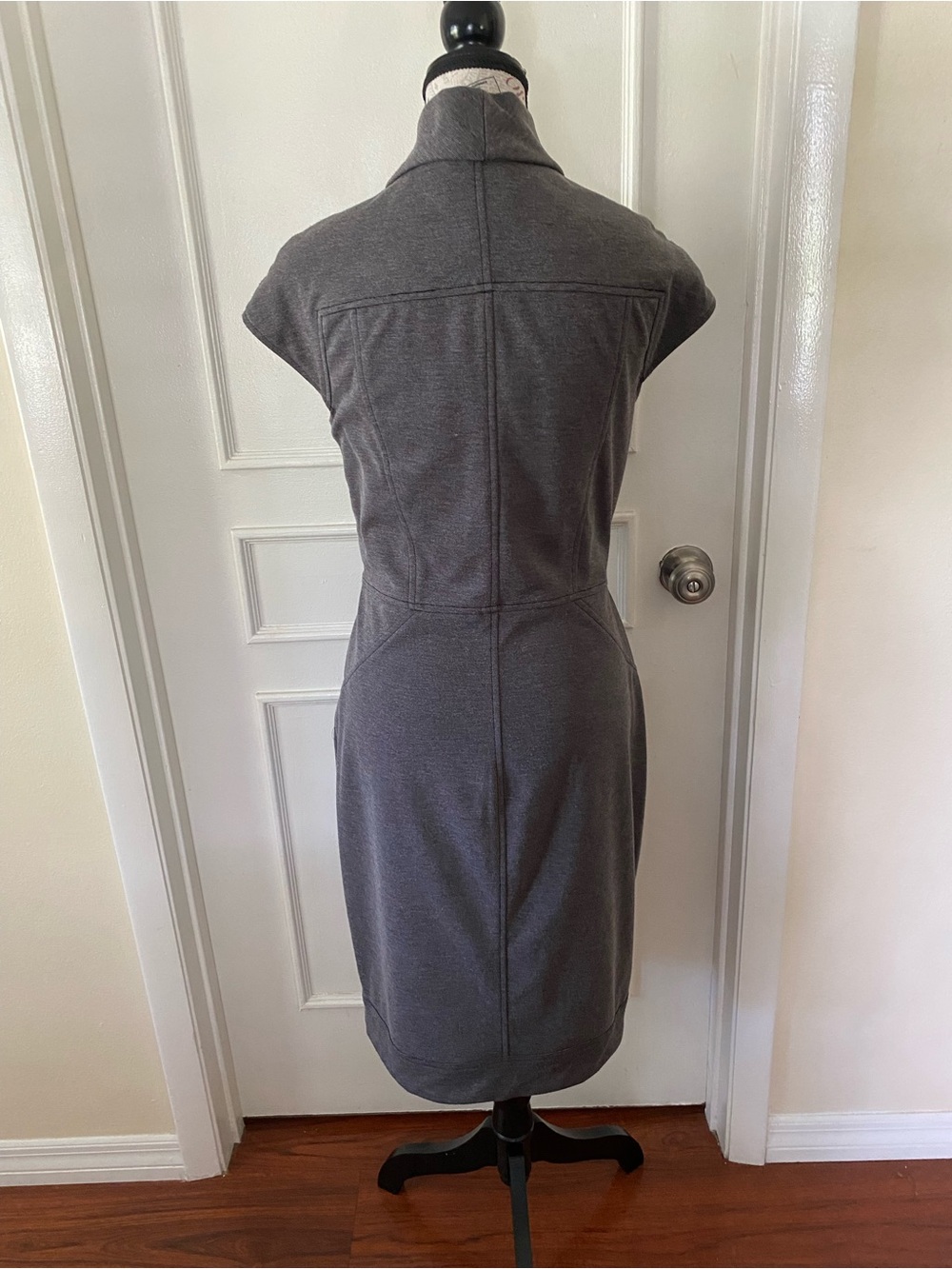 Maggy London Gray Sheath Dress Shawl Collar Career Office Size 14 - Picture 4 of 14